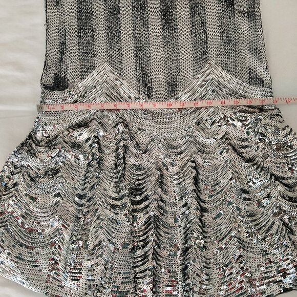Micheal Kors  Silver Sequin Party Dress Size 4 - Picture 8 of 9